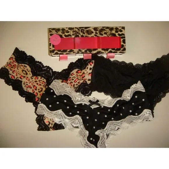 Victoria's Secret XS cheeky panty GIFT box Black White Animal Print Polka Dot - Picture 1 of 4